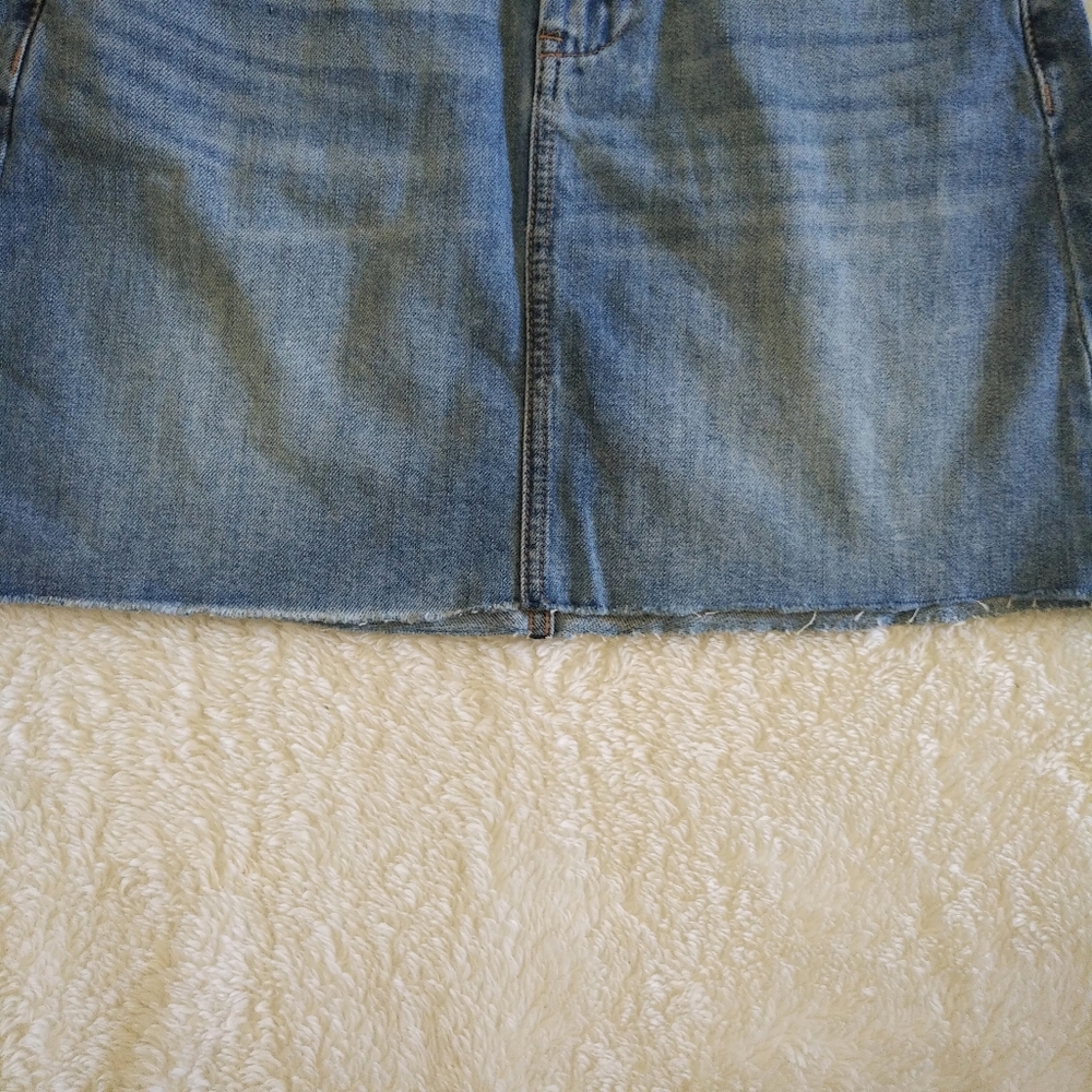 ✨️HP✨️ Blank NYC🗽Raw Hem Skirt - NWT - Picture 4 of 13